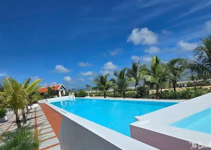 Villa Louise Hue Beach Boutique Hotel